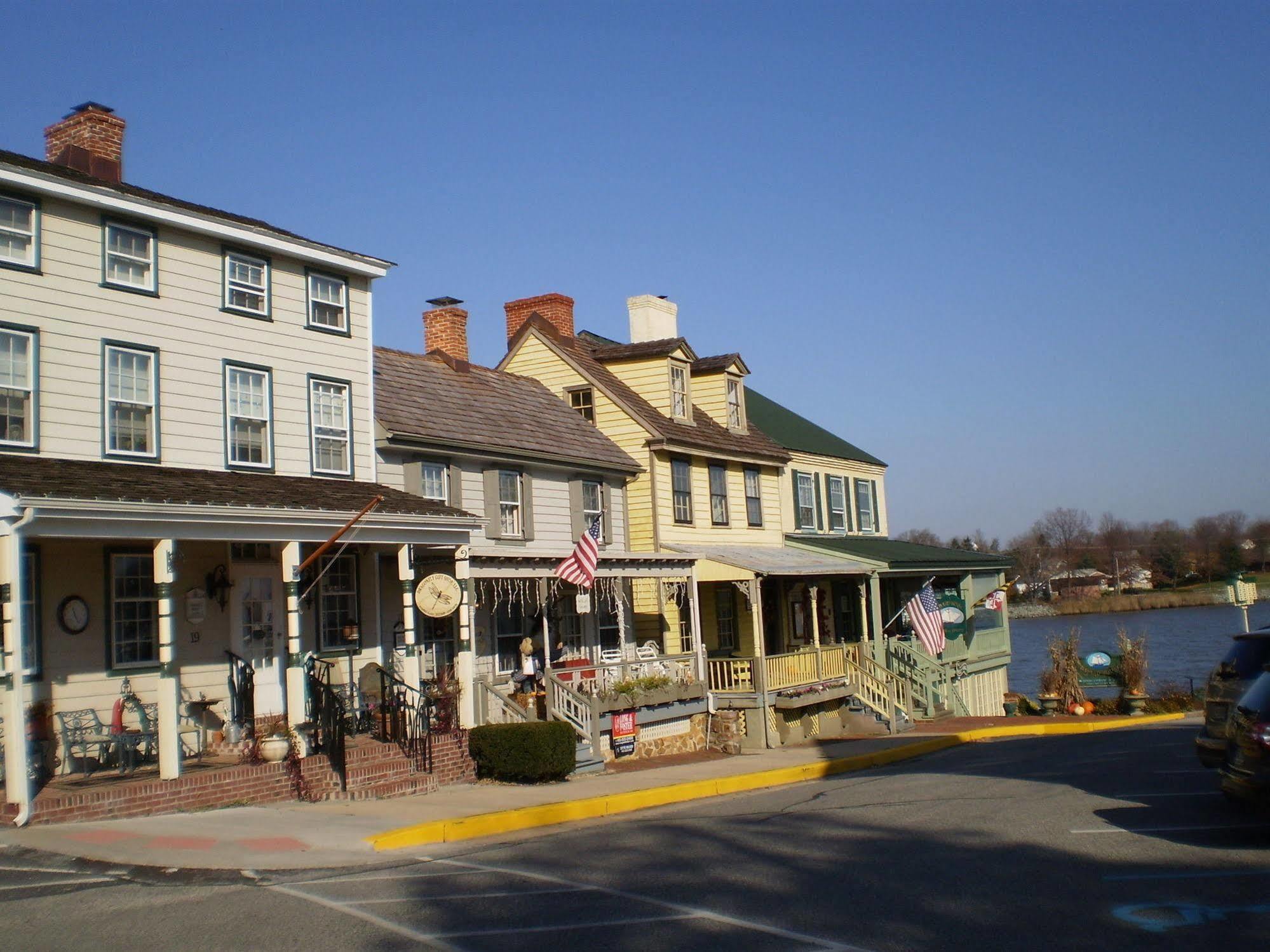 Inn At The Canal Bed & Breakfast Chesapeake City Esterno foto